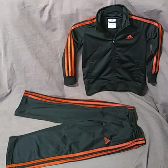 adidas tracksuit unisex